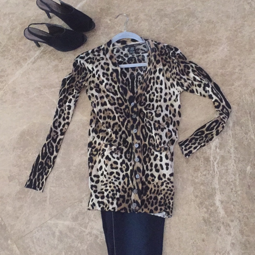 NWOT Animal Print cardigan